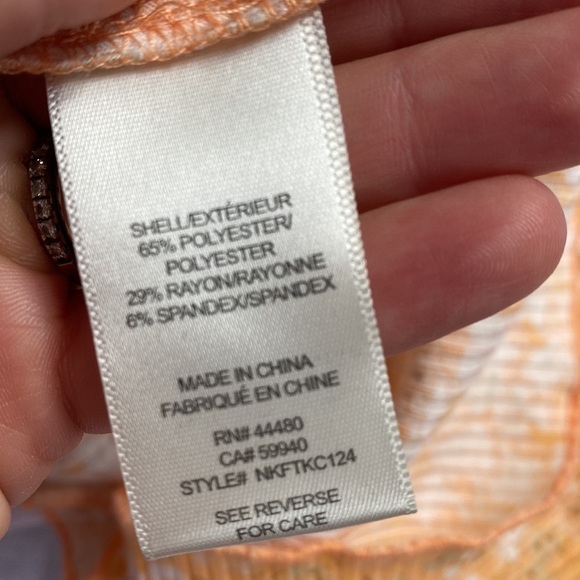 NWT Love, Fire cropped cardigan and tank set in orange sherbet with ditsy print. - Picture 16 of 17